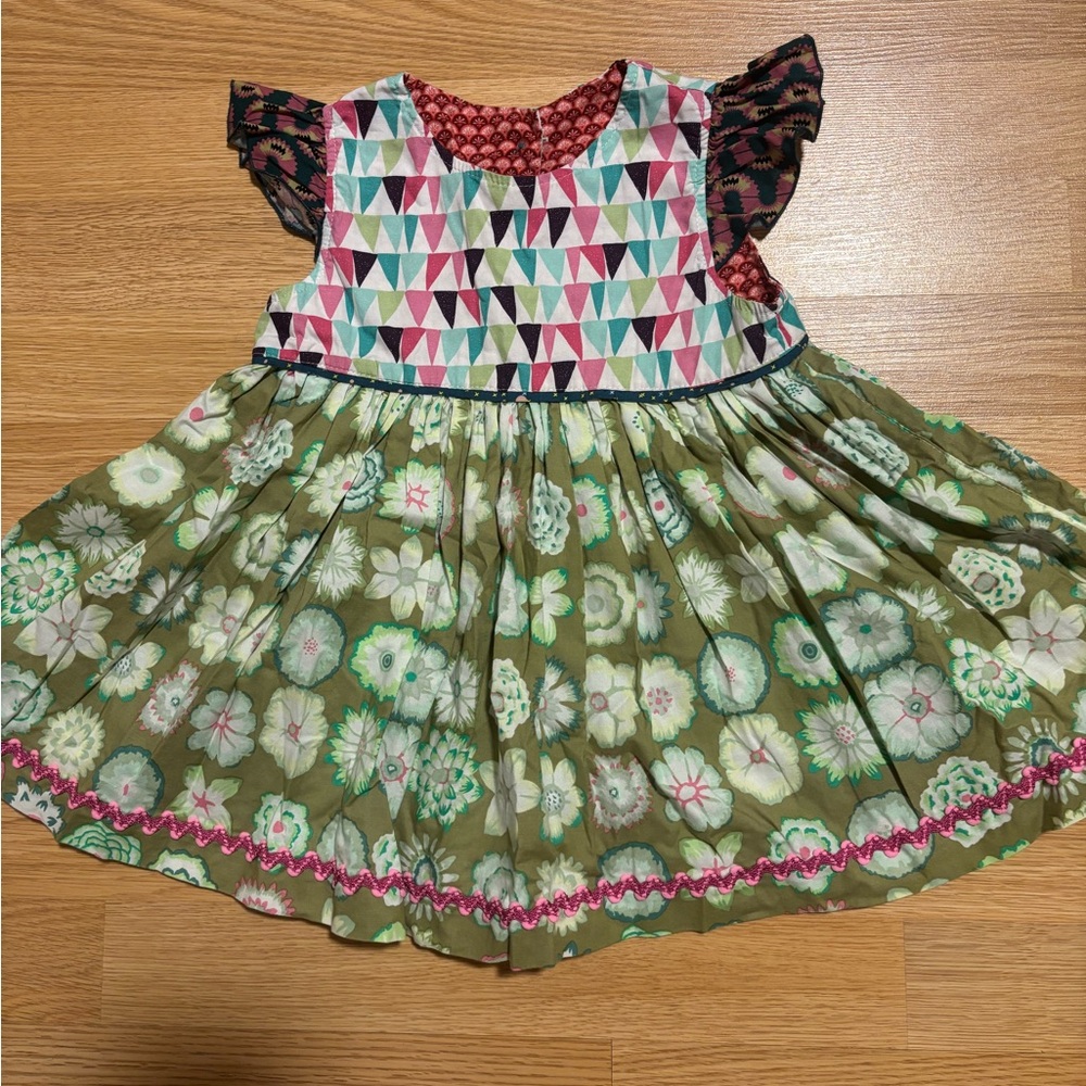 “Matilda Jane” Platinum tunic size 6 in great used condition